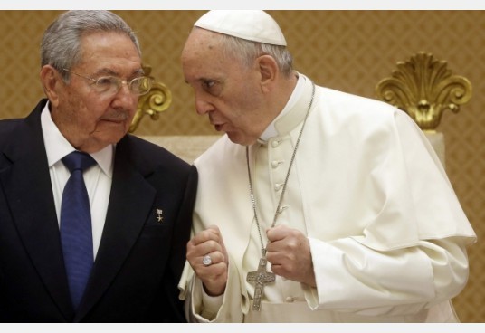Председатель Госсовета Кубы Рауль Кастро встретился с Папой Римским - ảnh 1
